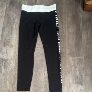 PINK Victoria's Secret Black and White Leggings new without tags